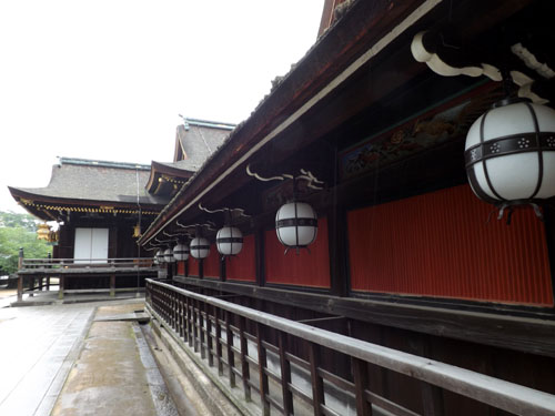 雨の北野天満宮_e0048413_20251015.jpg
