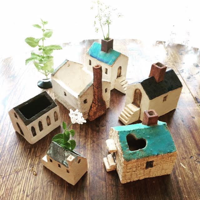 搬入してきました~北原裕子作品展は明日からです。_a0137727_22565486.jpg