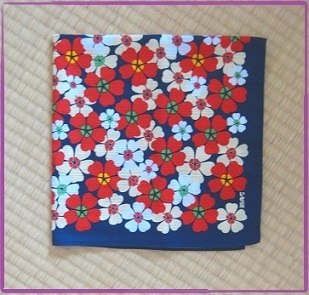 いせ辰 小風呂敷 Minca S Sweet Little Things いせ辰 小風呂敷 Minca S Sweet Little Things