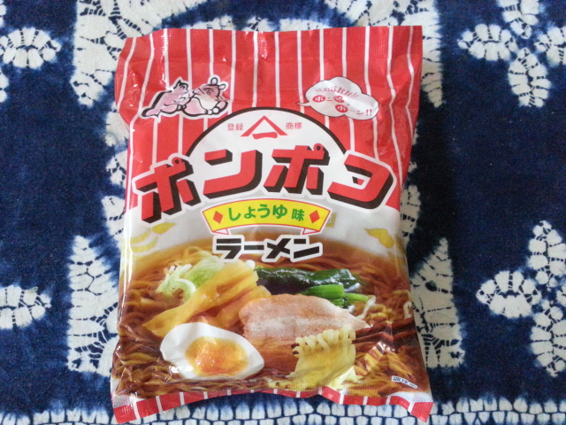 山本製粉(株) ポンポコラーメンしょうゆ味 ¥140_b0042308_128914.jpg