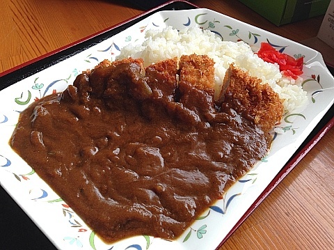 鶴岡市・「いせはら」カツカレー_b0091423_21034090.jpg