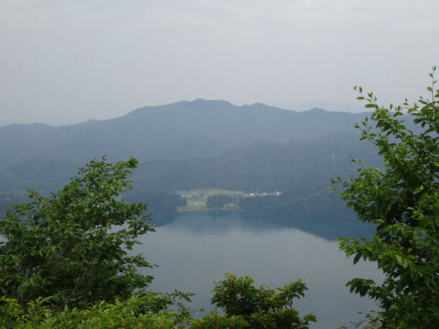 沼沢湖一周、惣山・前山に登る_c0141223_133216100.jpg