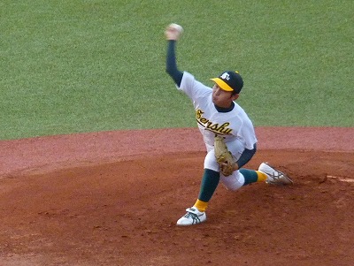 専修大対早稲田大　６月１１日　全日本大学野球選手権　前半　_b0166128_1721687.jpg