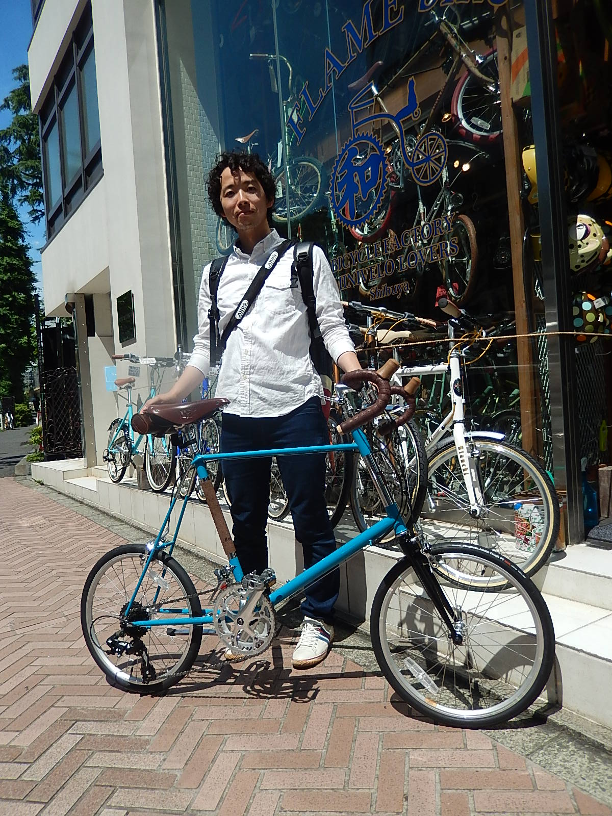 6月20日　渋谷　原宿　の自転車屋　FLAME bike前です_e0188759_133729100.jpg