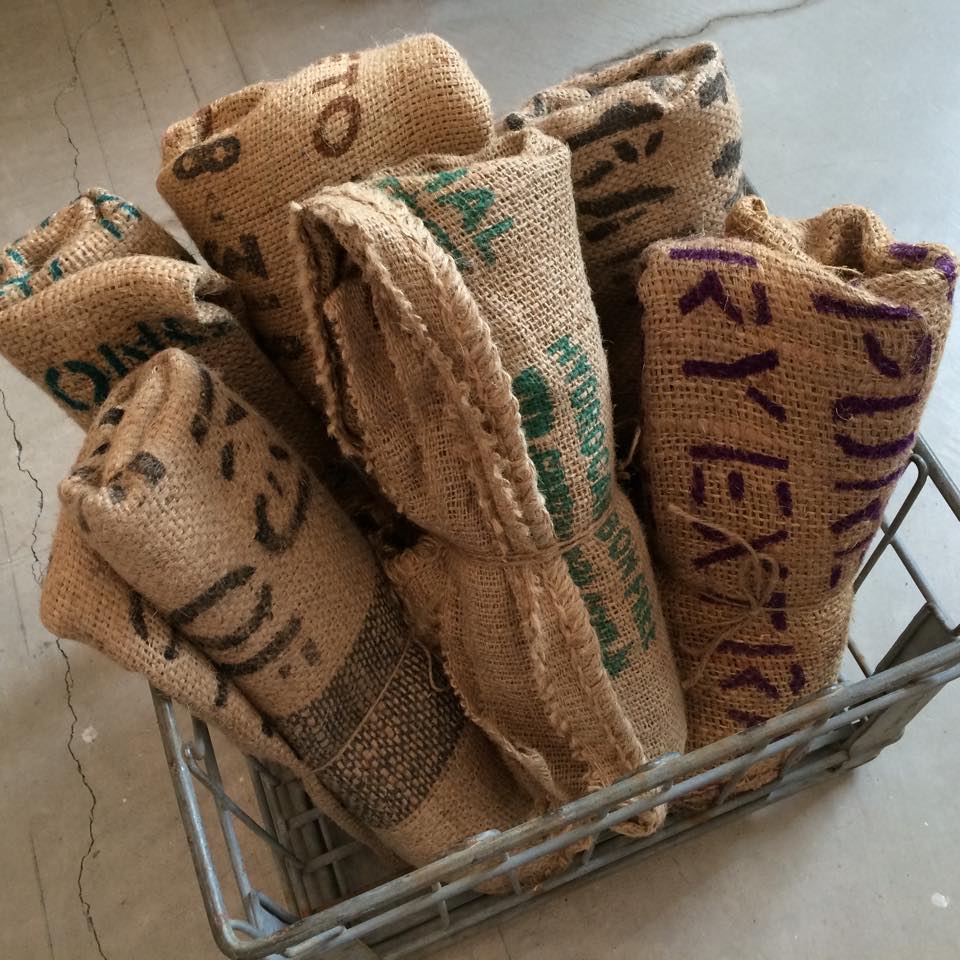 麻袋再入荷と休日。_a0164280_17211439.jpg