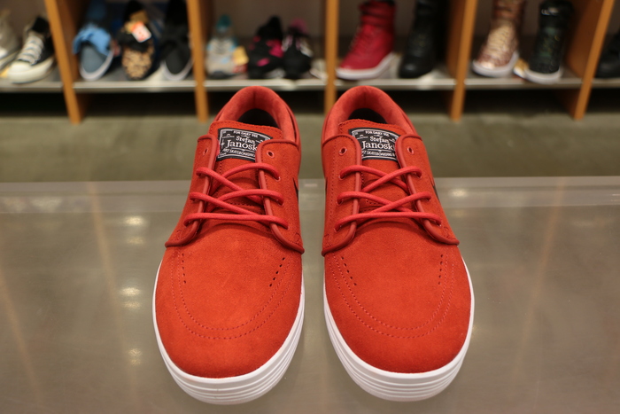 2015 NIKE SB スタート！！_b0142780_2122599.jpg