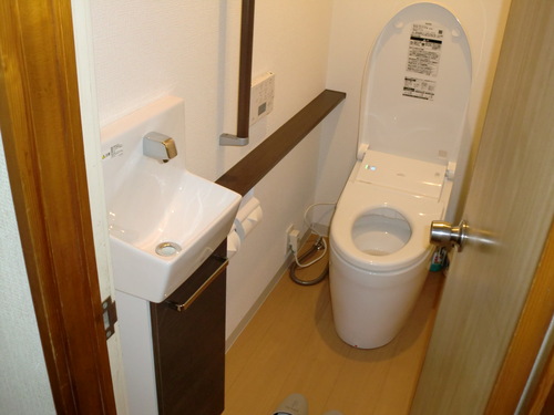 佐伯区 F様邸・トイレ改修工事_d0125228_1022697.jpg