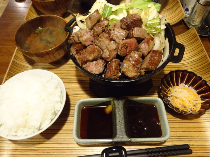 佰食屋 すき焼き専科_c0223630_209521.jpg