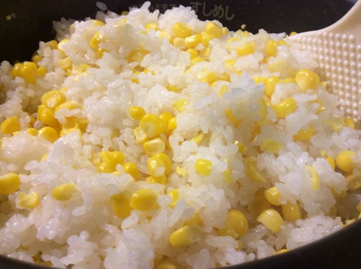 コーンご飯_c0069247_7473268.jpg