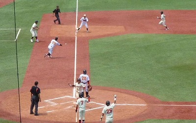 拓殖大（１部最下位）対日本大（２部優勝）　６月１５日　　　東都大学野球入替戦　後半 　_b0166128_1335099.jpg