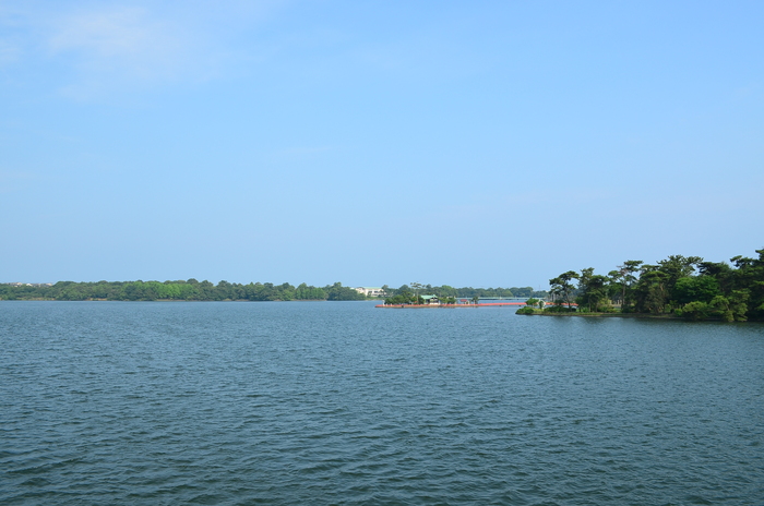 ”彫刻と湖と花～ときわ公園をプチ散歩”_d0153941_18101223.jpg