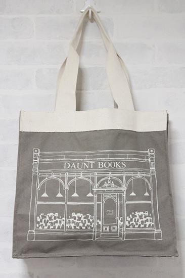 初売り 福袋 ロンドン ドーントブックス グレー再 BOOKSトートバッグ DAUNT バッグ