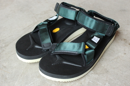 夏の必需品！　SUICOKE_d0140452_14583748.jpg