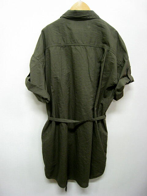 ＢＬＡＮＣ　ｂａｓｑｕｅ （ブランバスク）　Ｃ／ローン　ワッペンブラウス　ＫＨＡＫＩ_a0089359_1216040.jpg