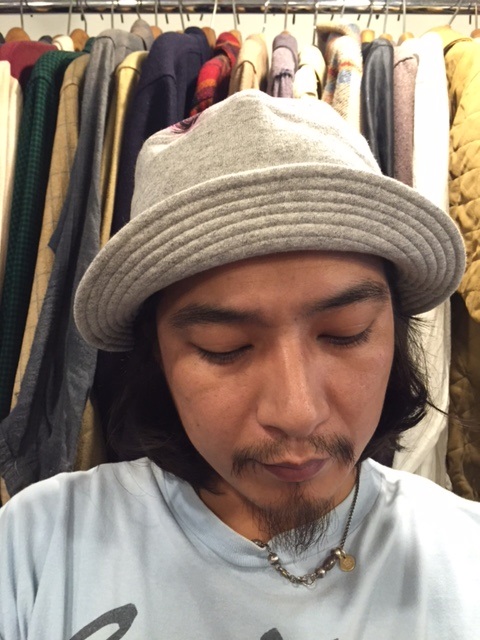 SKETCH HAT_d0121303_2115820.jpg