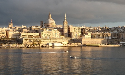 Sacellum Sanctae Mariae Floris in wakuwaku Mediterranean castello 。。♪。♡。゚。*・。♬♪*† _a0053662_1264839.jpg