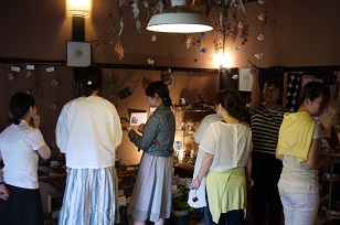 3日+1日=「あじさい展」ハクトヤ+Blue Bird_f0226293_21555936.jpg