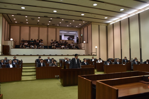市議会6月定例会が閉会_e0068696_2247312.jpg