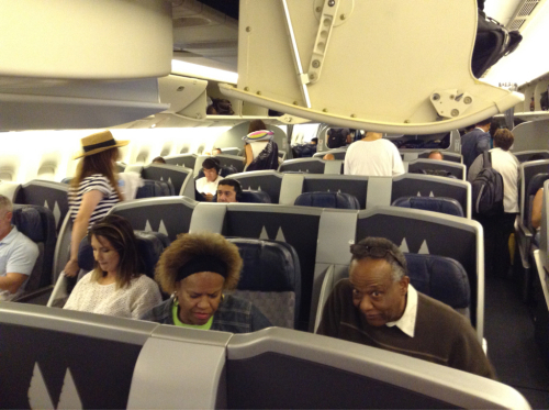 アメリカン航空 マイアミ ロサンゼルス ビジネスクラスに便乗しました どこまでも便乗旅行記 アメリカン航空 マイアミ ロサンゼルス ビジネスクラスに便乗しました どこまでも便乗旅行記