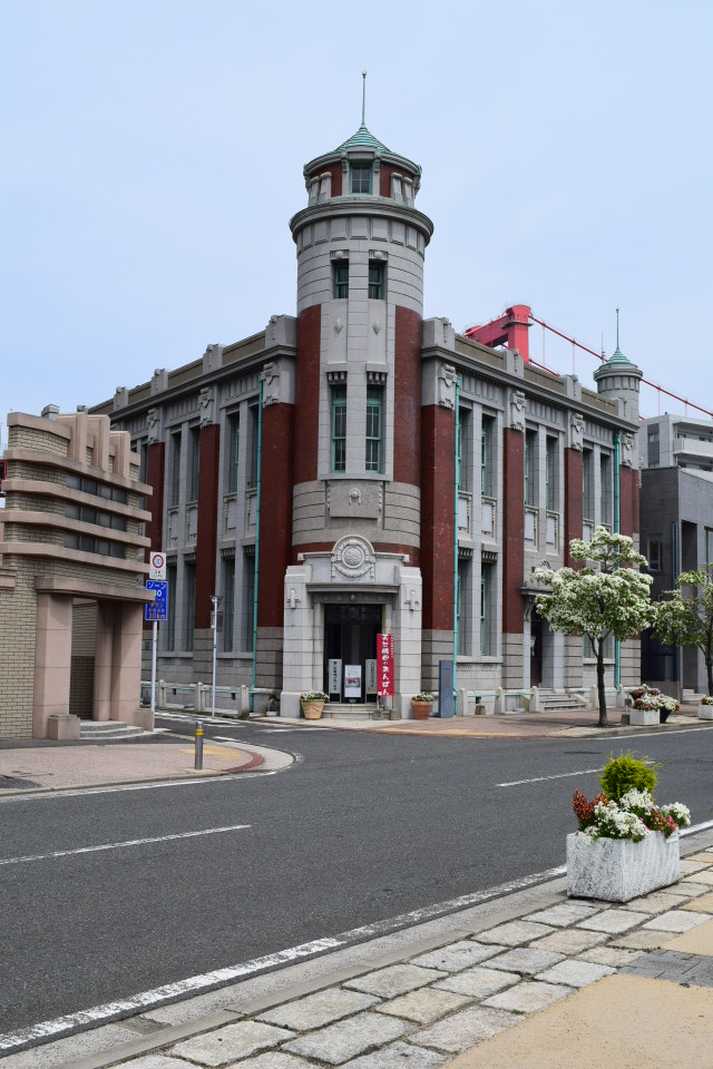 福岡県北九州市若松の旧古河鉱業若松ビル(大正モダン建築再訪)_f0142606_7331494.jpg