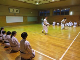 土曜日空手 交流大会に向けて稽古!_c0118332_23104640.jpg