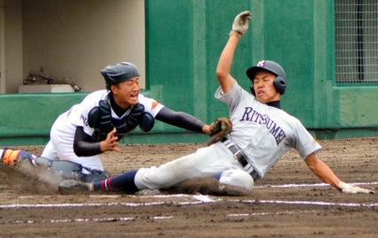 立命館、龍谷大平安難敵揃いのゾーンへ　京都大会。・・・　夏の選手権100周年❿_d0170835_22215789.jpg