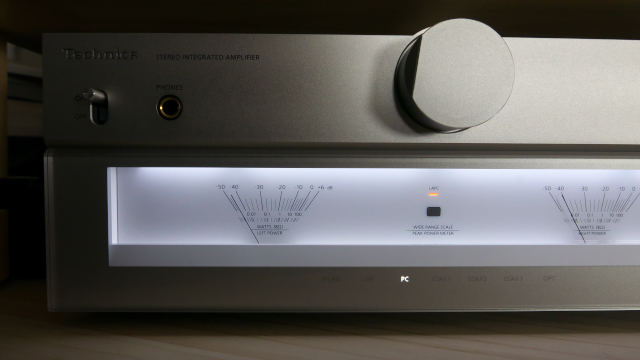 Technics SU-C700 レビュー : 火呂 Photograph