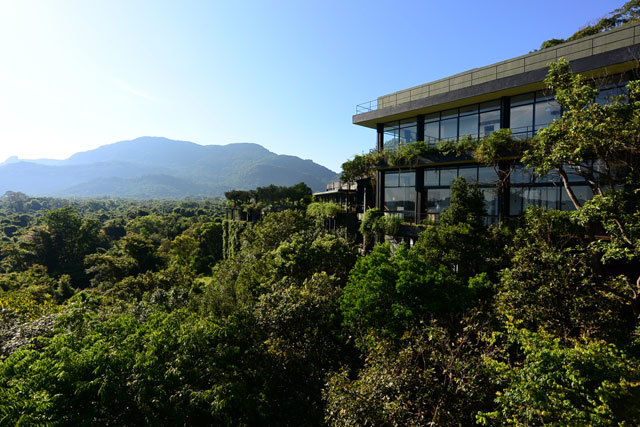 スリランカ(ジェフリー バワの建築)_d0031378_17291397.jpg