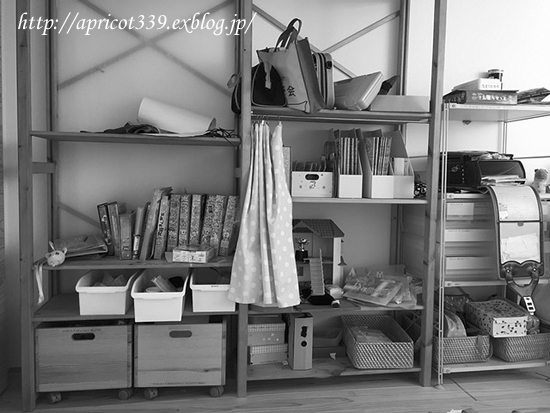長女の部屋の模様替え1_c0293787_11401308.jpg