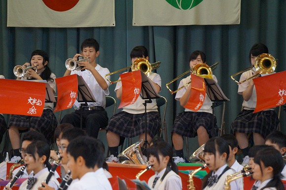 平成27年度親子ふれあい音楽会・大牟田高等学校吹奏楽部演奏会_a0137997_18234479.jpg