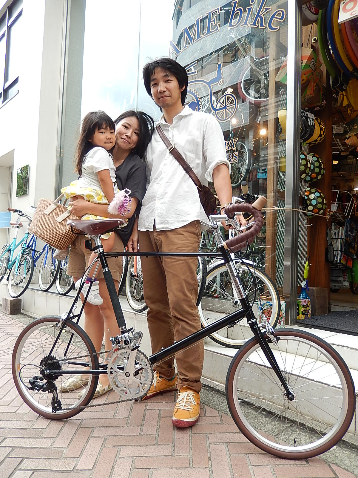 6月28日　渋谷　原宿　の自転車屋　FLAME bike前です_e0188759_1835350.jpg