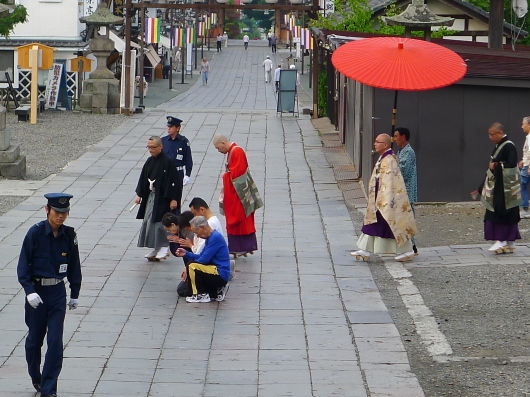 信州善光寺　朝事　_c0360979_11182150.jpg