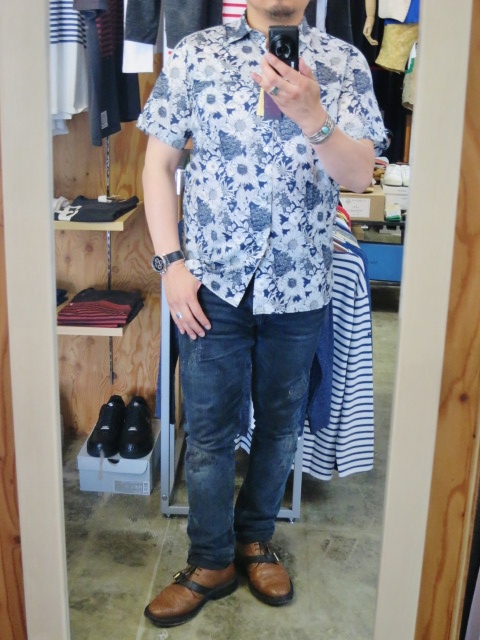 季節IN!しましたネ。。。LIBERTY柄 S/S SHIRTS (Newhaven) By SOUND MAN_d0152280_15195629.jpg