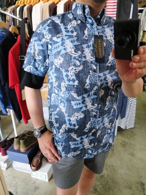 季節IN!しましたネ。。。LIBERTY柄 S/S SHIRTS (Newhaven) By SOUND MAN_d0152280_15223060.jpg