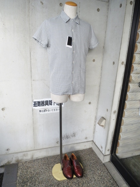 NUDIE JEANS ･･･ 大人の夏の開襟シャツ(BOWLING SHIRTS TYPE)！★！_d0152280_22595422.jpg