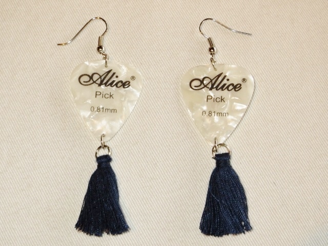 ◆PICK×TASSEL PIERCE◆_c0160273_14420481.jpg