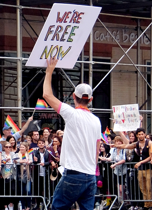 NYのゲイ・プライド・パレード2015（最高裁が全州で同性婚認める判断を下した2日後）_b0007805_3563672.jpg