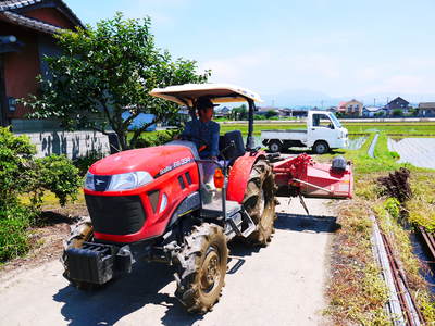 七城米 長尾農園 美しすぎる田んぼの田植え(2015)その1:欠株を出さない美しすぎる苗床と代かき_a0254656_1843034.jpg