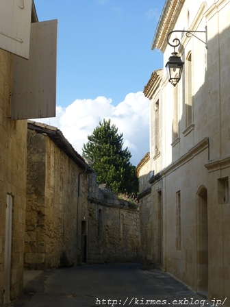 d0308567_07003075.png