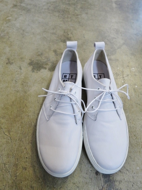 海外adidas の不朽の名品:ROD LAVER 本当に久々の復活入荷です(^^♪_d0152280_67224.jpg