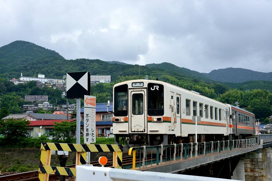 熊野の旅　天気が悪いとネタも見つけにくいです_d0045383_0492810.jpg