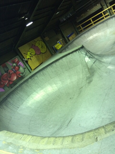 SKATE ＆ DESTROY 【奈良 POWERBOMB SKATE PARK 】！！_e0313723_1534462.jpg