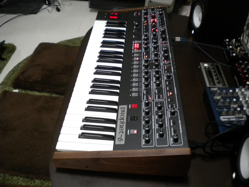 SEQUENTIAL prophet-6試奏記 : 風流音色まねゑもん SEQUENTIAL prophet-6試奏記 : 風流音色まねゑもん