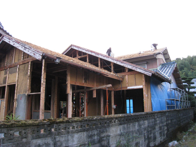 減築して小さく住む/住宅/木造/築35年(三重/津市2010)_a0125470_19565198.jpg