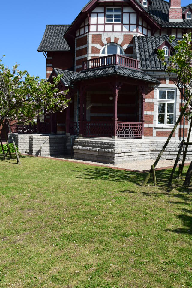 福岡県北九州市立国際友好記念図書館(明治モダン建築探訪番外編)_f0142606_716251.jpg