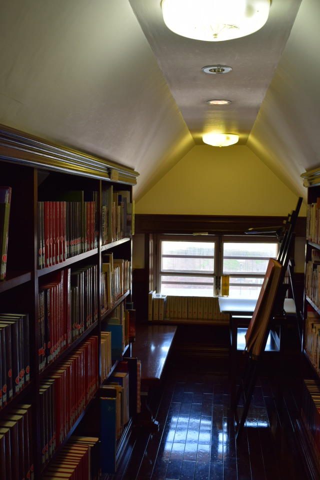 福岡県北九州市立国際友好記念図書館(明治モダン建築探訪番外編)_f0142606_7564366.jpg