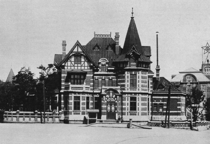 福岡県北九州市立国際友好記念図書館(明治モダン建築探訪番外編)_f0142606_810255.jpg