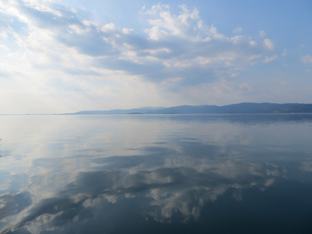 鏡の湖、ポルヴェーセ島_f0234936_12502678.jpg