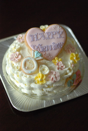 ウエディングケーキのプレゼント_d0329740_23374592.jpg