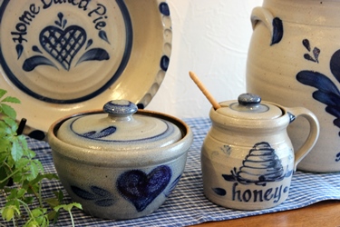 Rowe Pottery の大きなランプとポタリー_f0161543_16263792.jpg